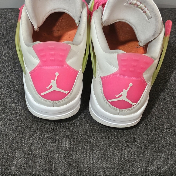 Girls Jordan 5 - Picture 3 of 4